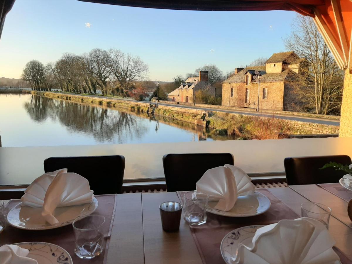 Hotel Restaurant Du Lac Комбур Екстер'єр фото