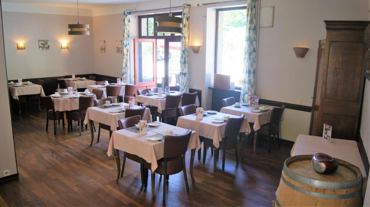 Hotel Restaurant Du Lac Комбур Екстер'єр фото